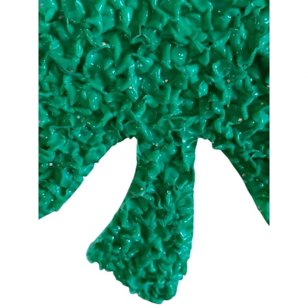 Unbranded vibrant green